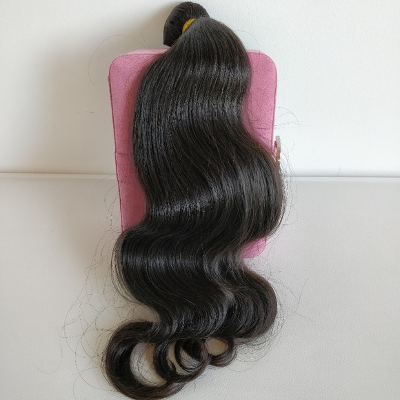 Single-Donor Virgin Hair Extensions Body Wave 24